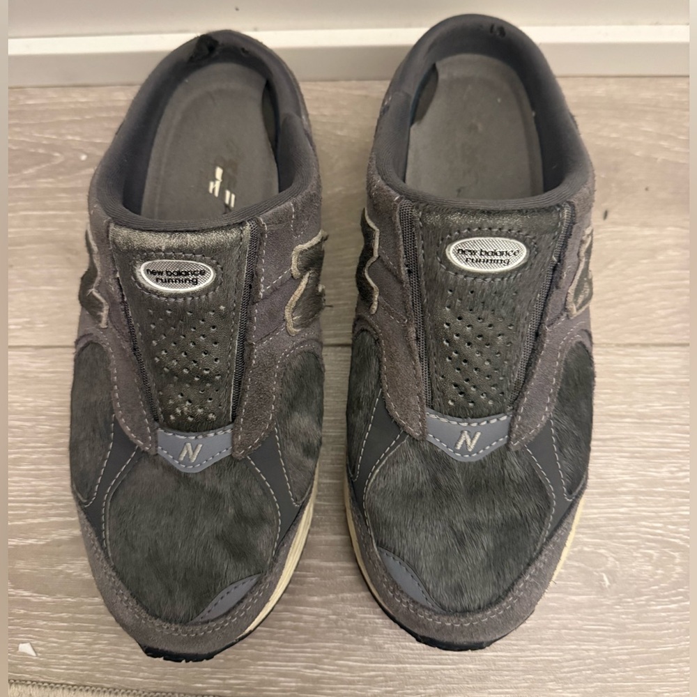 New Balance Slip-On Mule Sneakers Pony Hair Suede Gray Size US 6